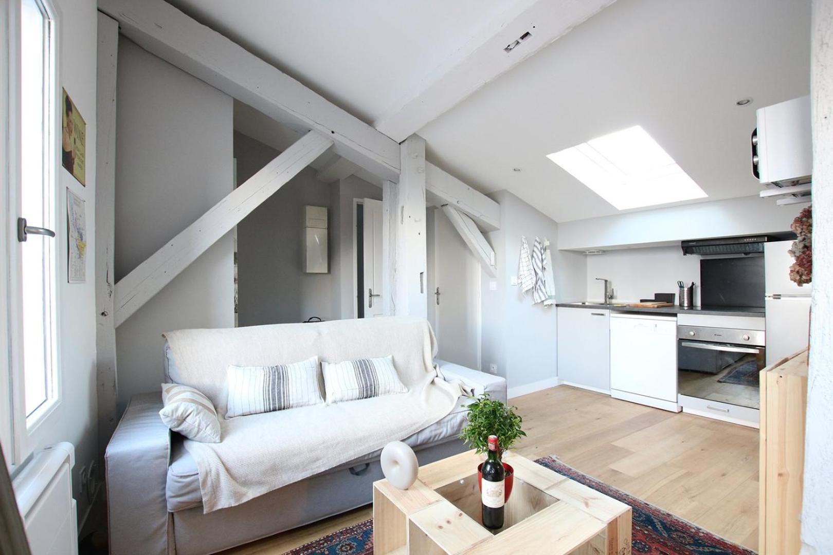 Guestready - Sunny Attic Apt Near Grand Theatre Bordeaux Exterior foto