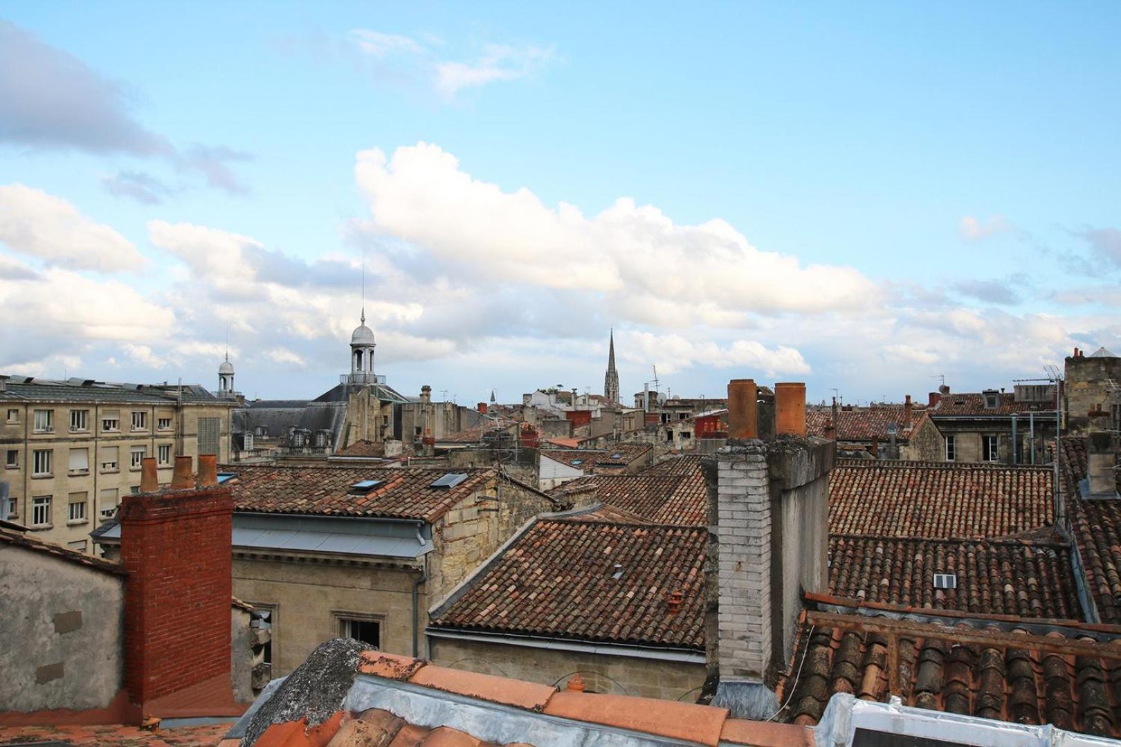 Guestready - Sunny Attic Apt Near Grand Theatre Bordeaux Exterior foto