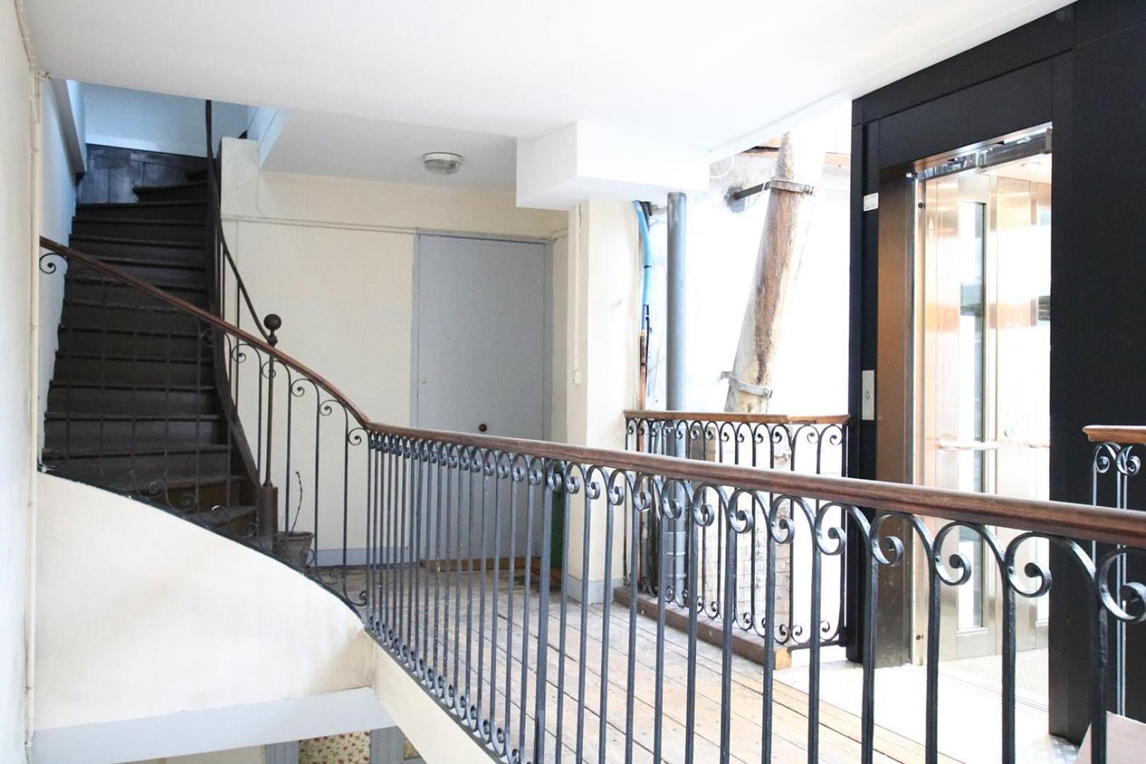 Guestready - Sunny Attic Apt Near Grand Theatre Bordeaux Exterior foto